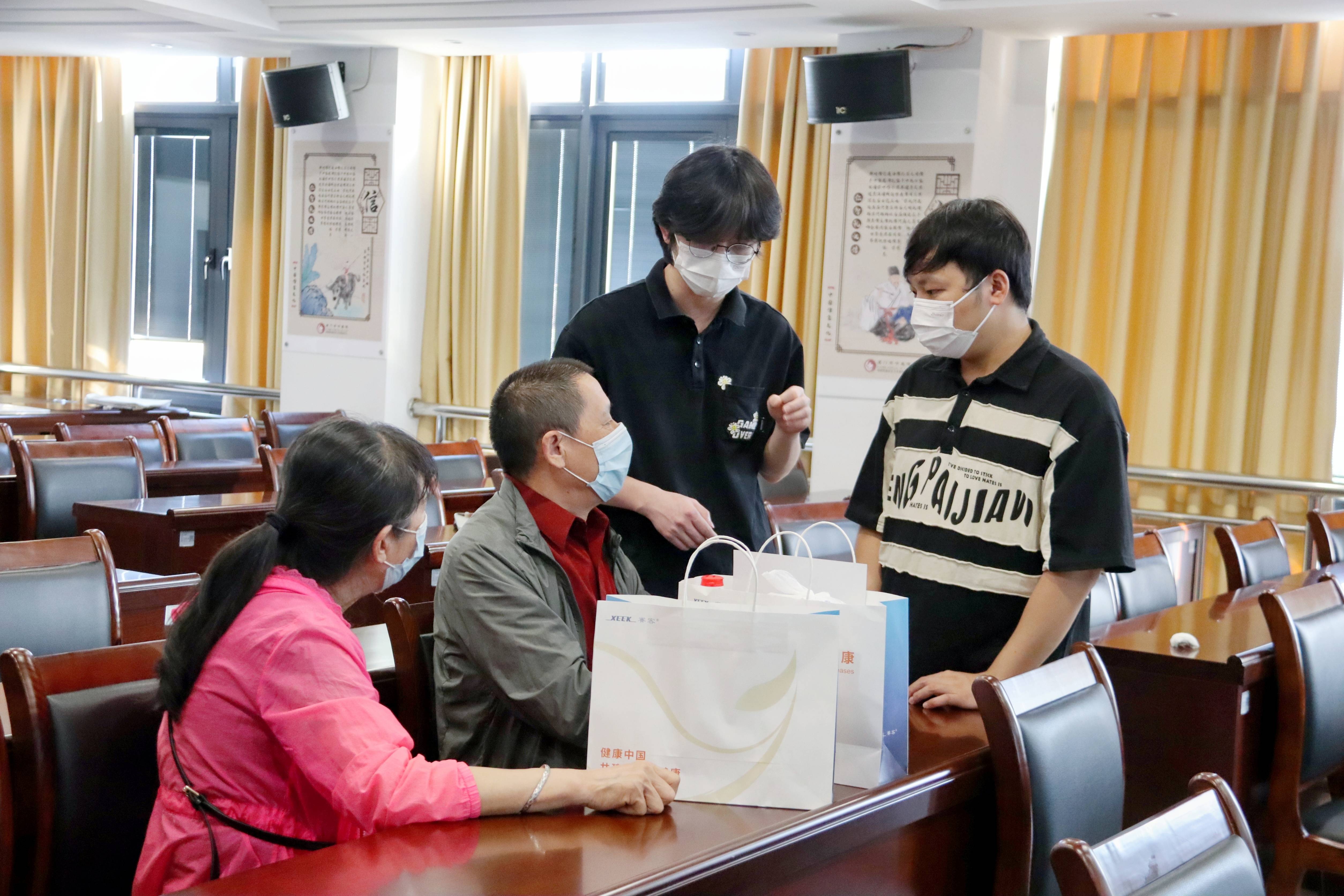 &#112;&#112;&#30005;&#23376;&#40;&#20013;&#22269;&#28216;&#41;&#23448;&#26041;&#22312;&#32447;&#24179;&#21488;